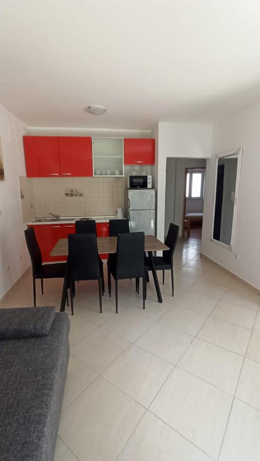 Apartment Holiday Novalja